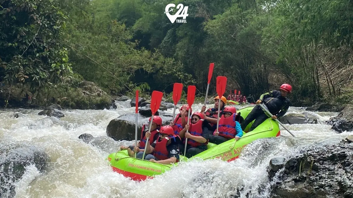 gathering rafting bogor